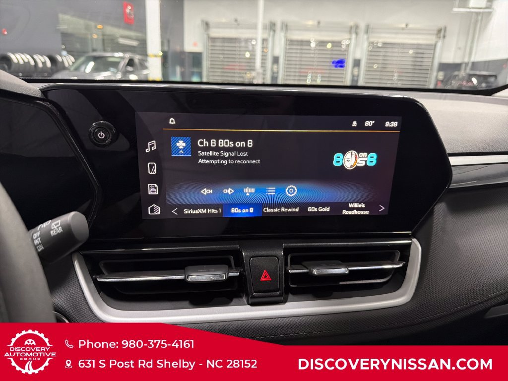 Used 2024 Chevrolet TrailBlazer LT w/ Driver Confidence Package FWD image 17