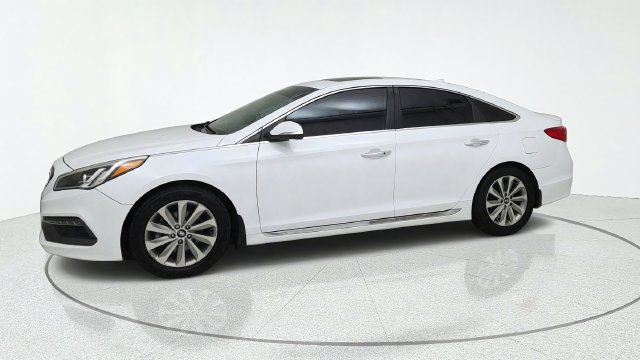 Used 2017 Hyundai Sonata Sport w/ Value Edition Package 02 FWD image 2
