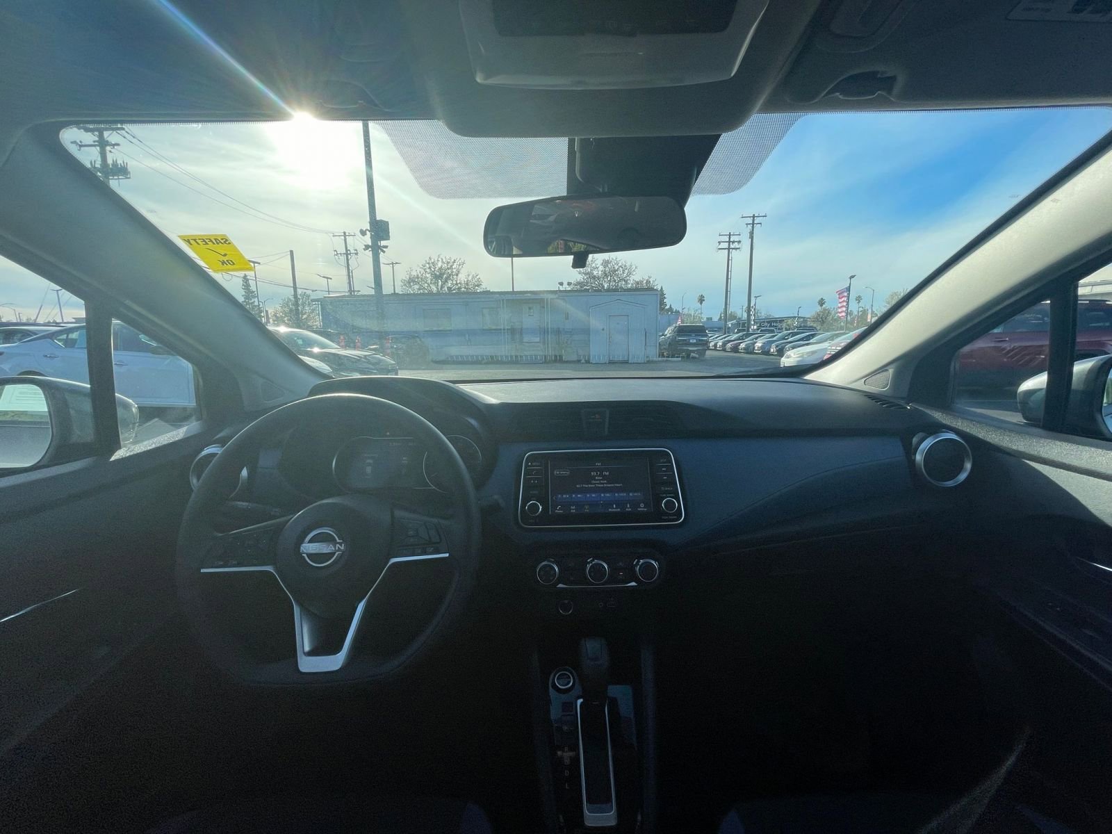 Used 2025 Nissan Versa SV image 31