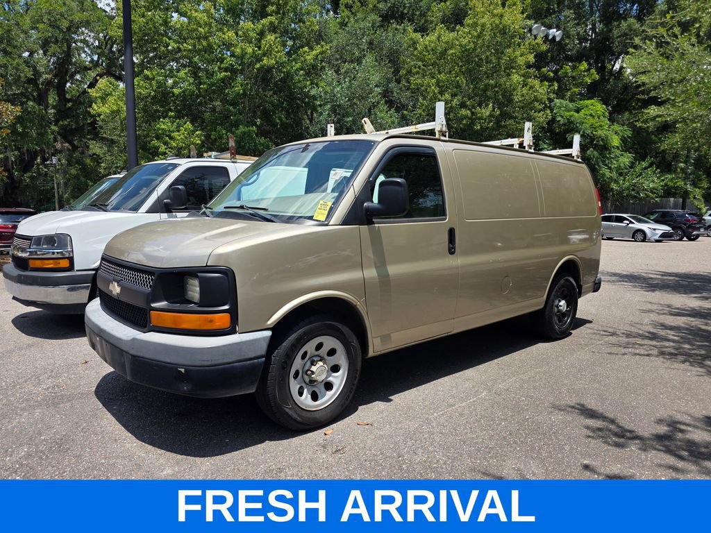 Used 2009 Chevrolet Express 1500 RWD image 3