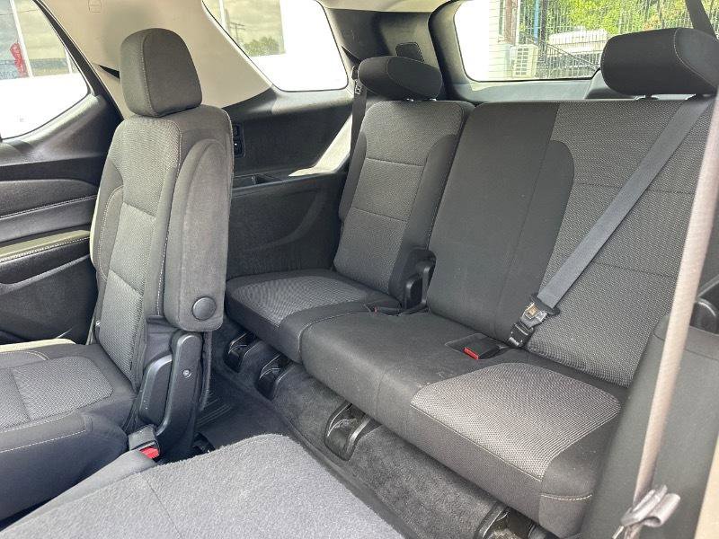 Used 2020 Chevrolet Traverse LT image 15