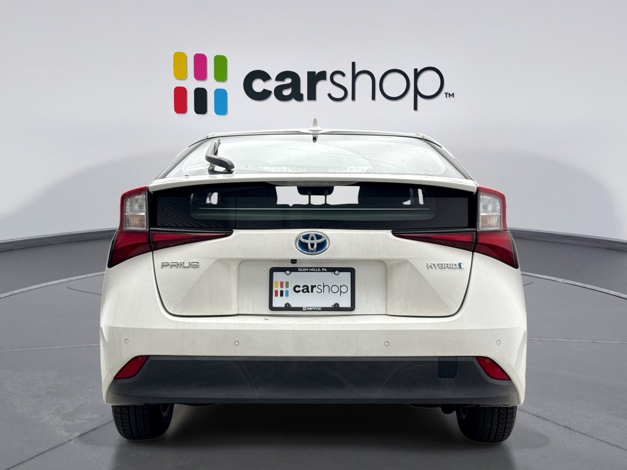 Used 2021 Toyota Prius LE FWD image 4