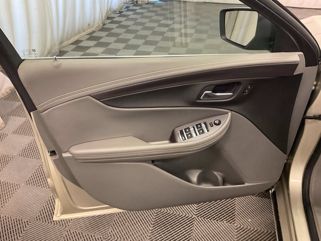 Used 2014 Chevrolet Impala LS FWD image 21