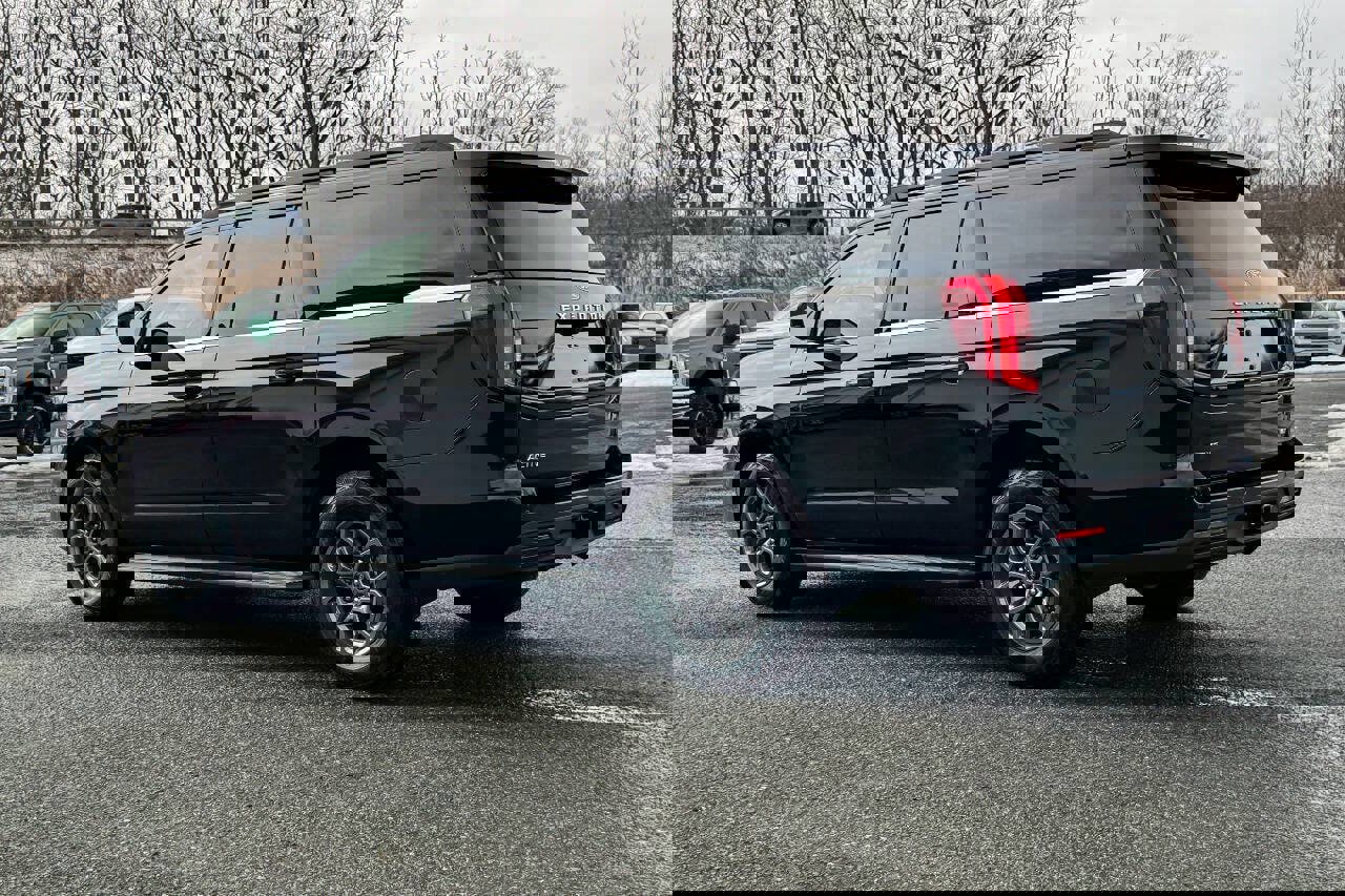 Used 2025 Ford Expedition Max Active image 5