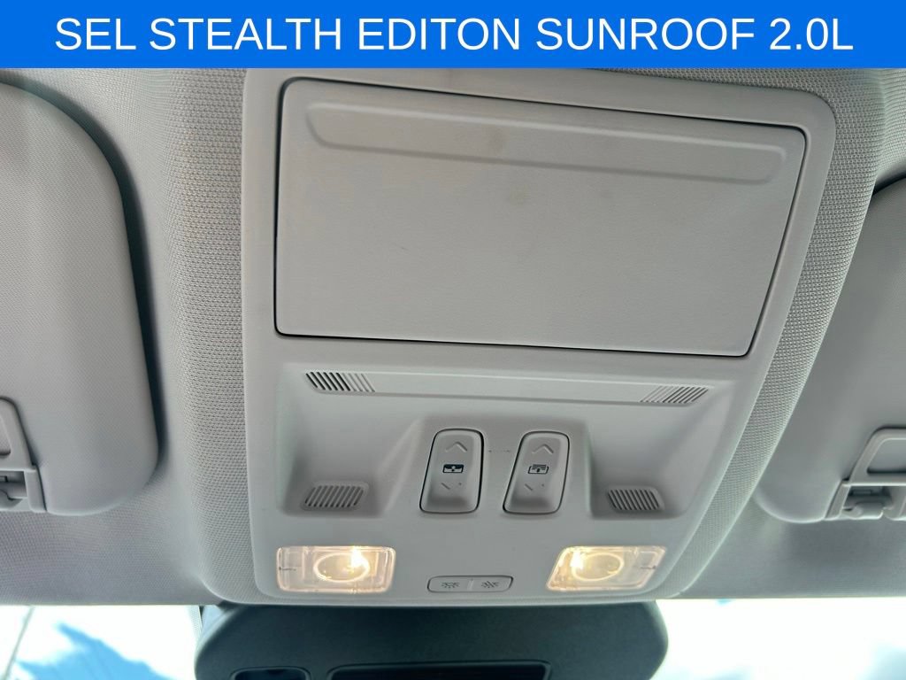 Certified 2022 Ford Escape SEL w/ SEL Stealth AWD Package image 28