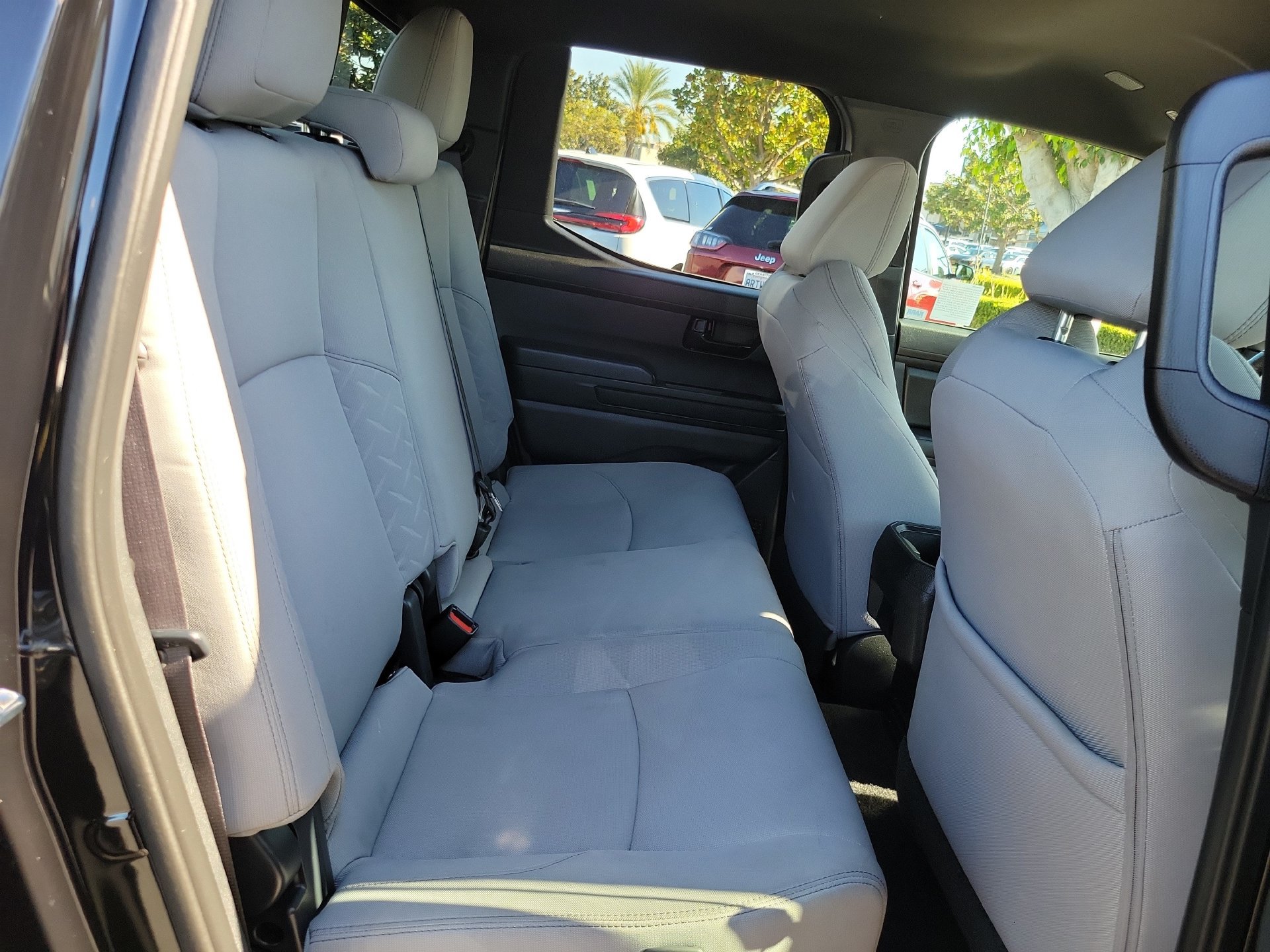 Used 2024 Toyota Tacoma SR5 AWD/4WD image 23