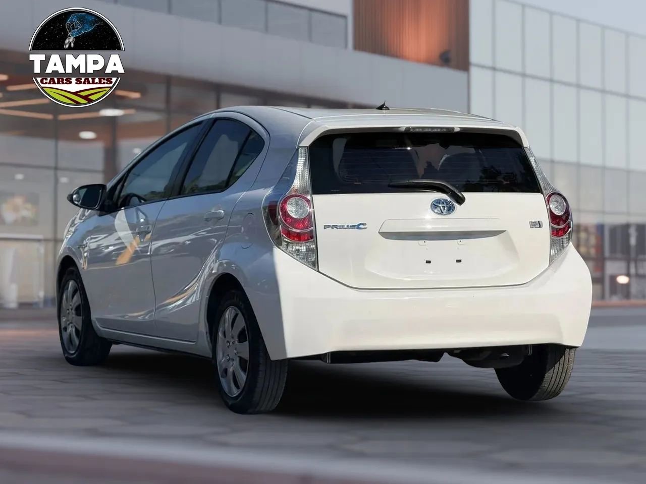 Used 2012 Toyota Prius C One FWD image 7