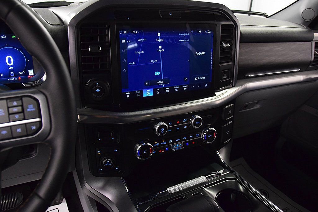 Used 2025 Ford F150 Lariat w/ Bed Utility Package image 28