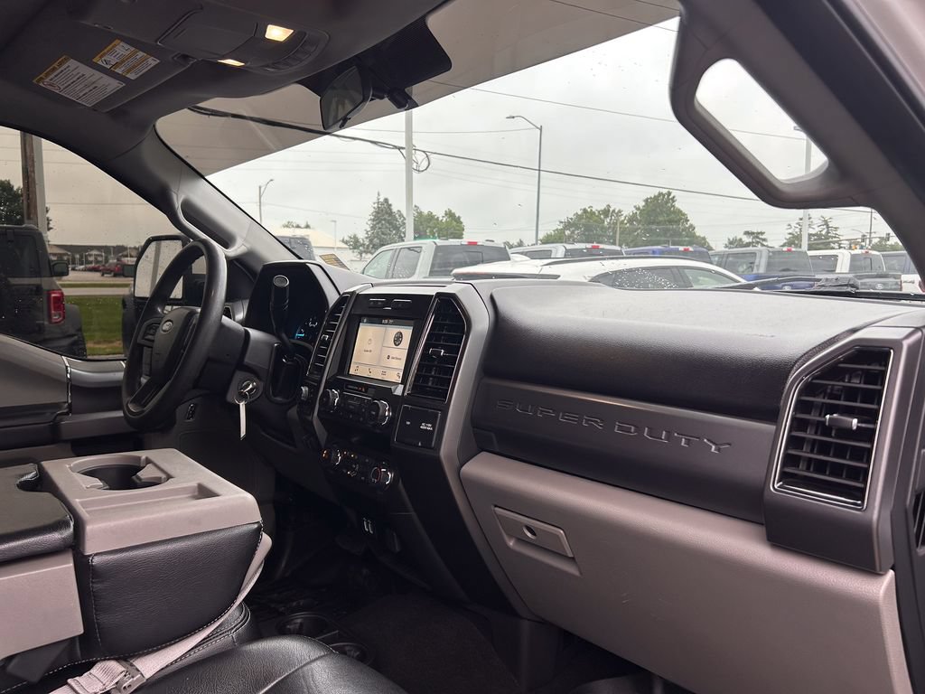 Used 2019 Ford F250 XLT w/ XLT Premium Package AWD/4WD image 19