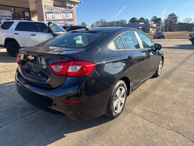 Used 2017 Chevrolet Cruze LS image 4