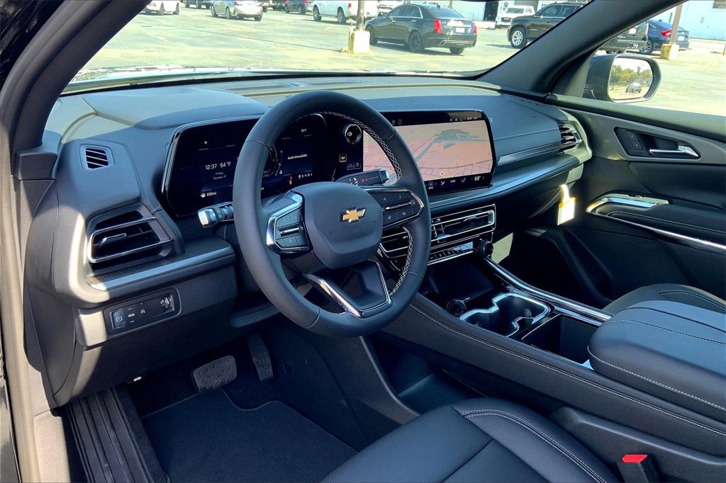 New 2026 Chevrolet Traverse LT image 7