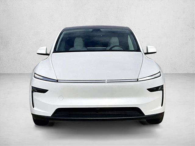 Used 2026 Tesla Model Y AWD image 3