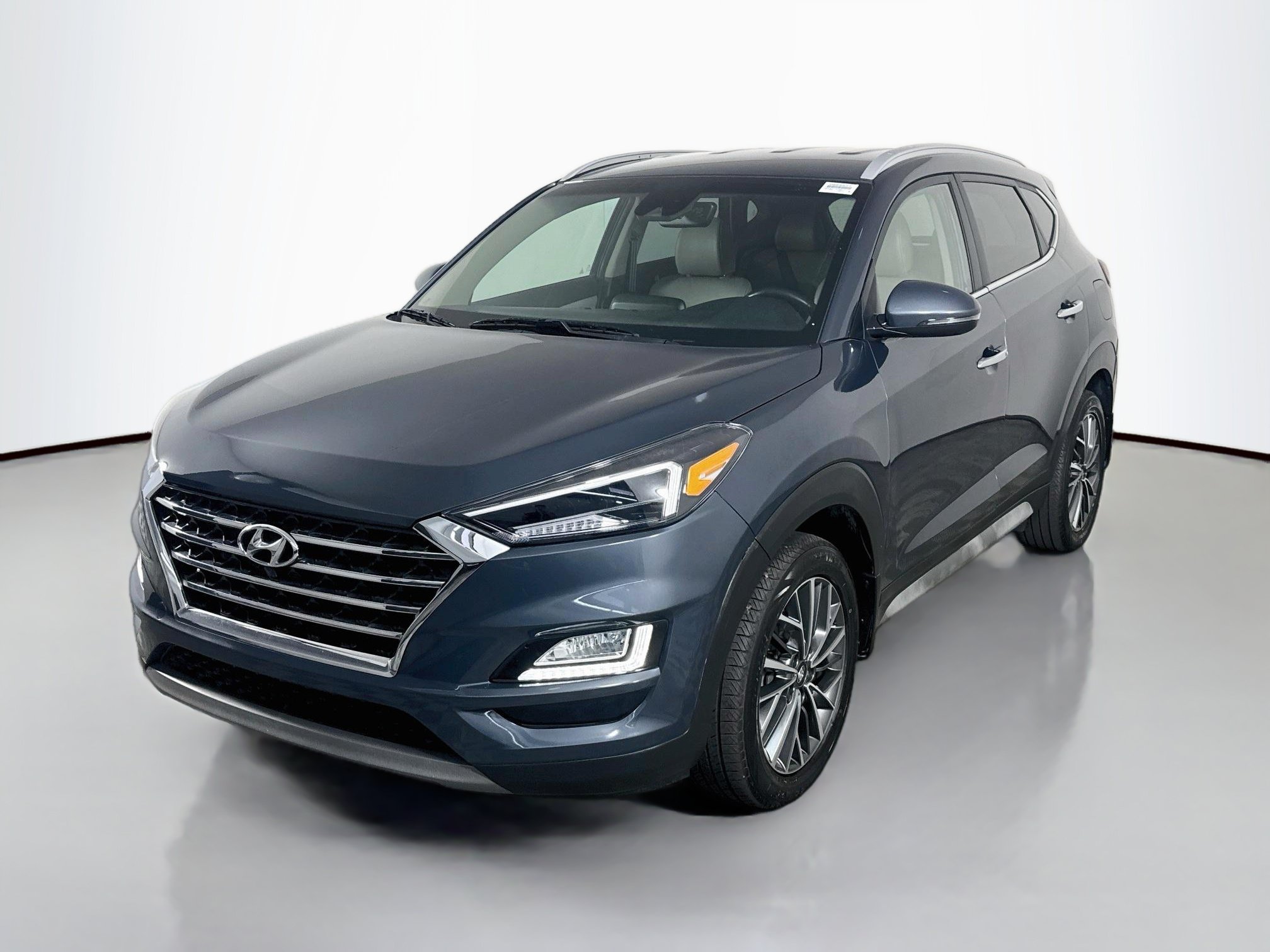 Used 2019 Hyundai Tucson Limited w/ Cargo Package FWD image 4
