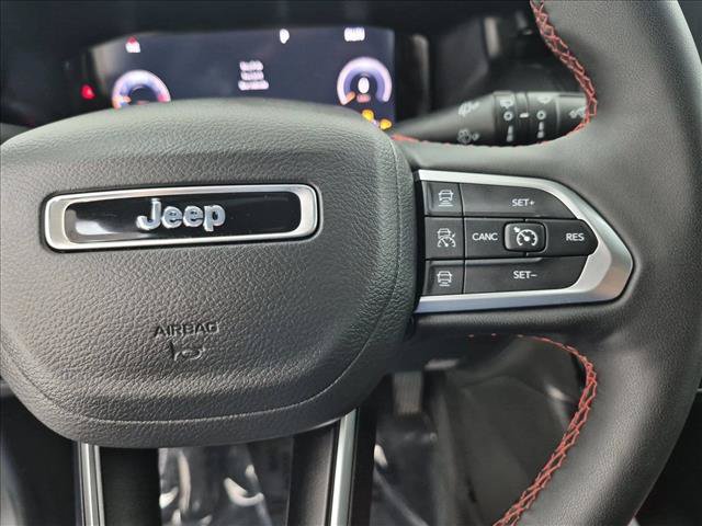 Certified 2025 Jeep Compass Trailhawk w/ Trailhawk Elite Group AWD/4WD image 30