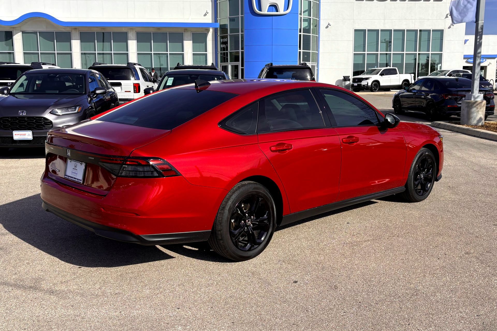 Used 2025 Honda Accord SE image 6