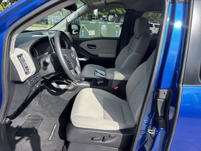 Used 2025 Nissan Frontier SV w/ SV Convenience Package RWD image 14