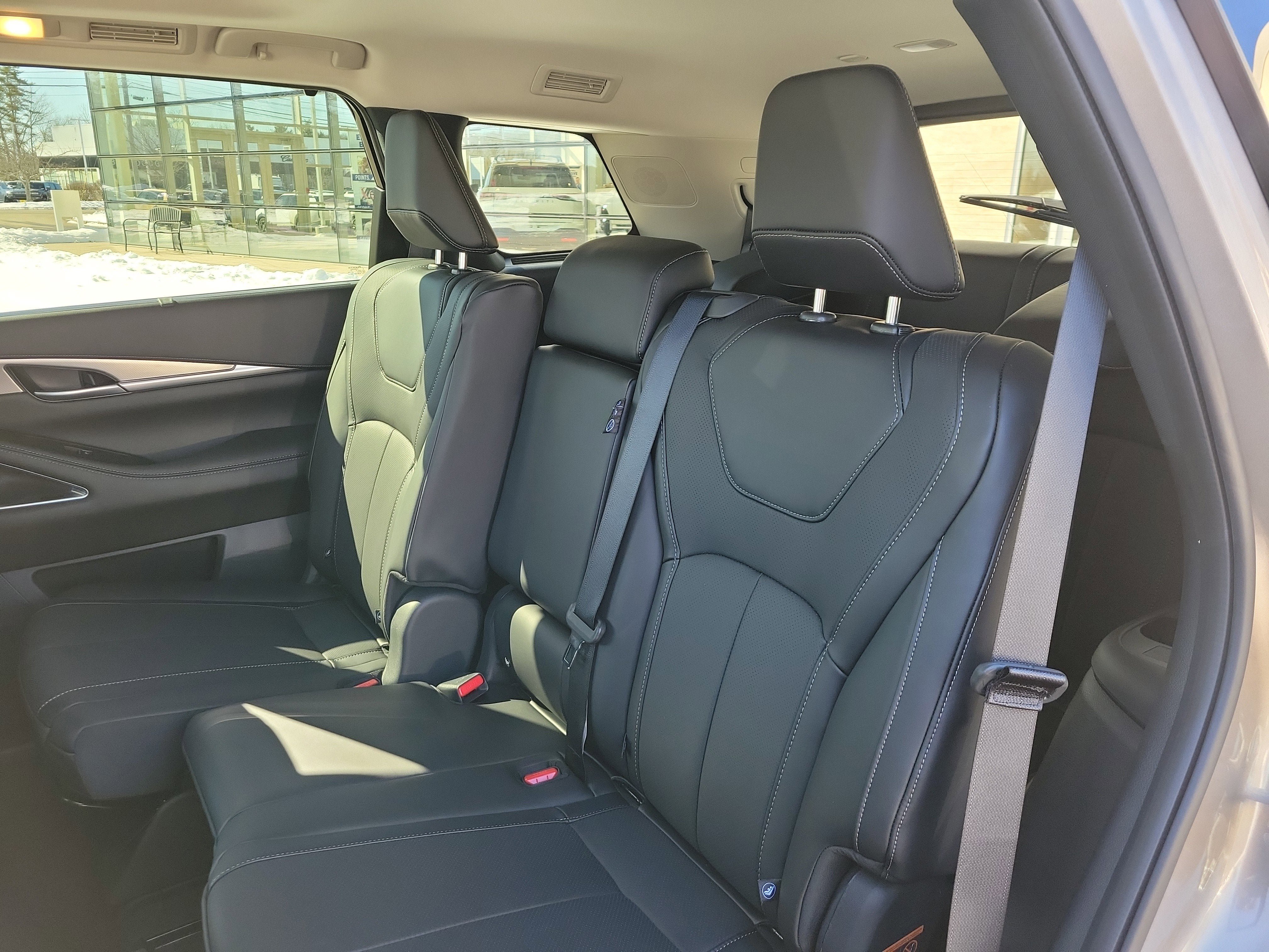 New 2026 INFINITI QX60 Luxe w/ Cargo Package AWD/4WD image 28