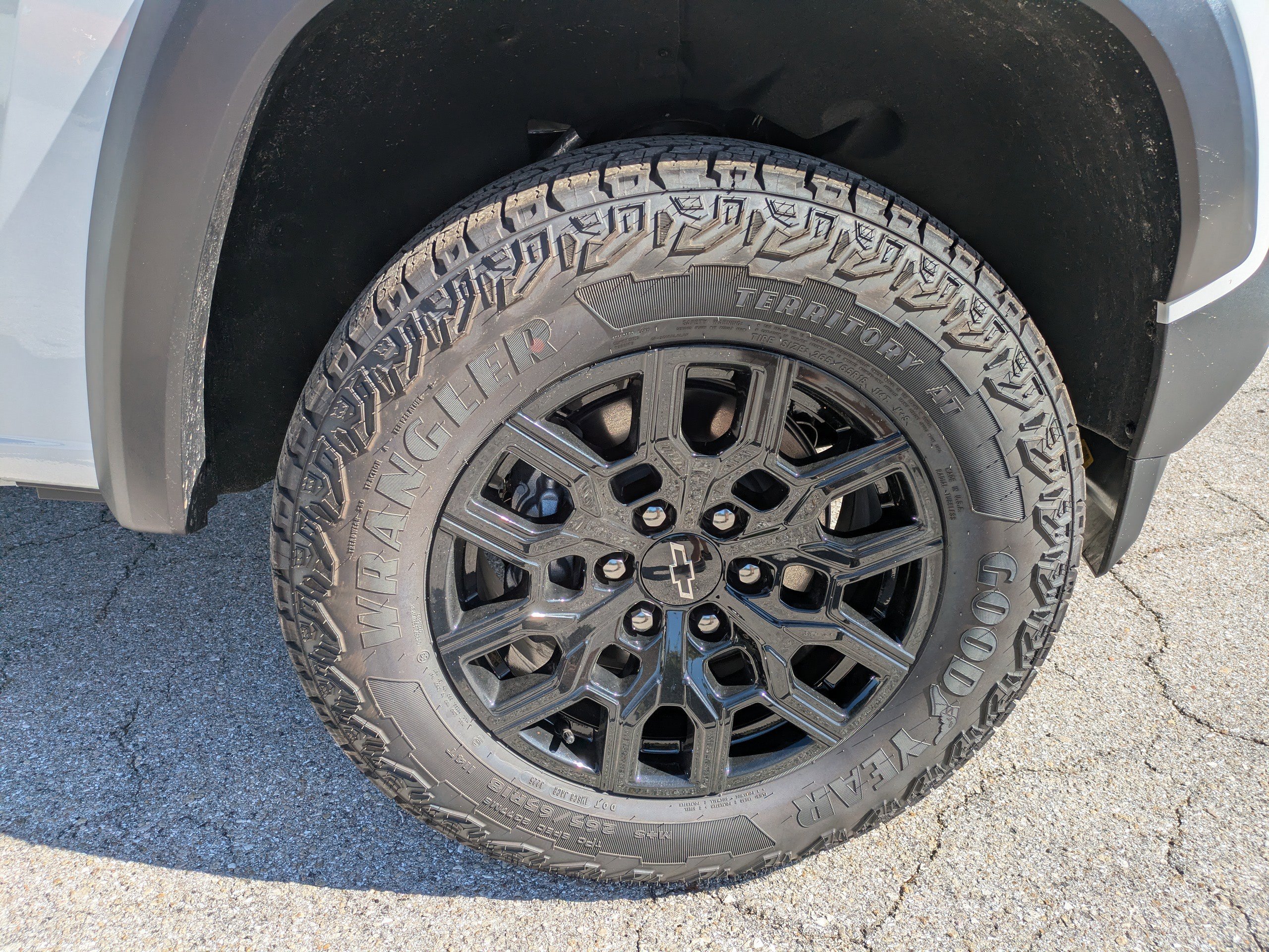 Used 2026 Chevrolet Colorado Trail Boss image 11