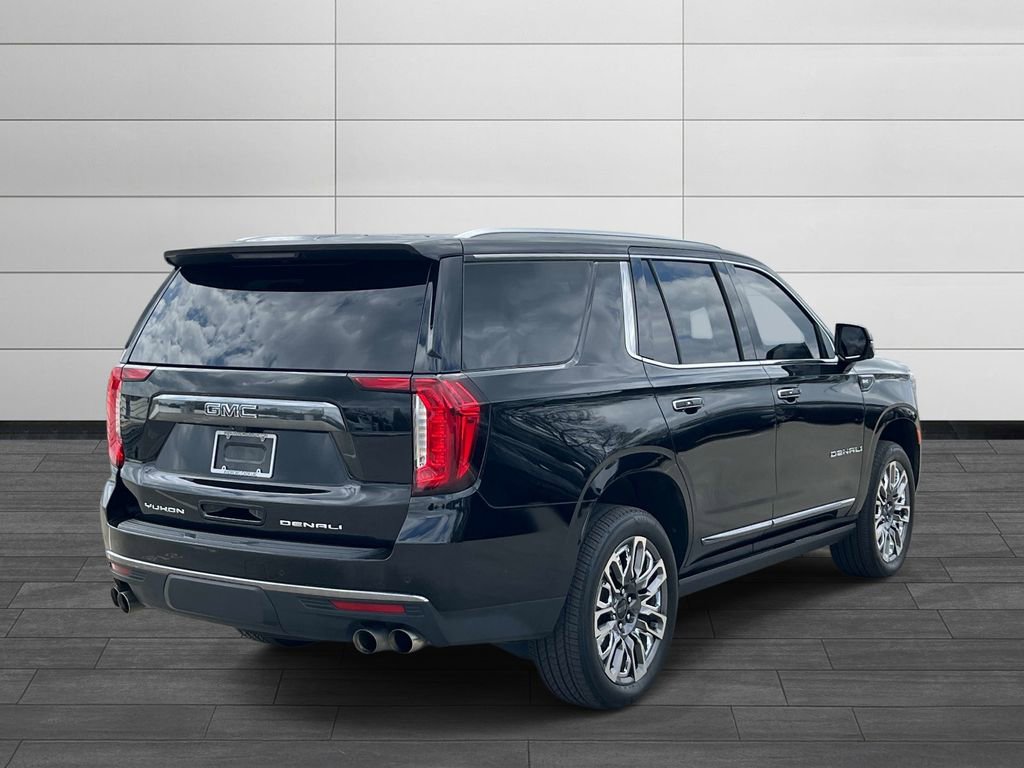 Used 2023 GMC Yukon Denali Ultimate w/ LPO, Floor Liner Package image 5
