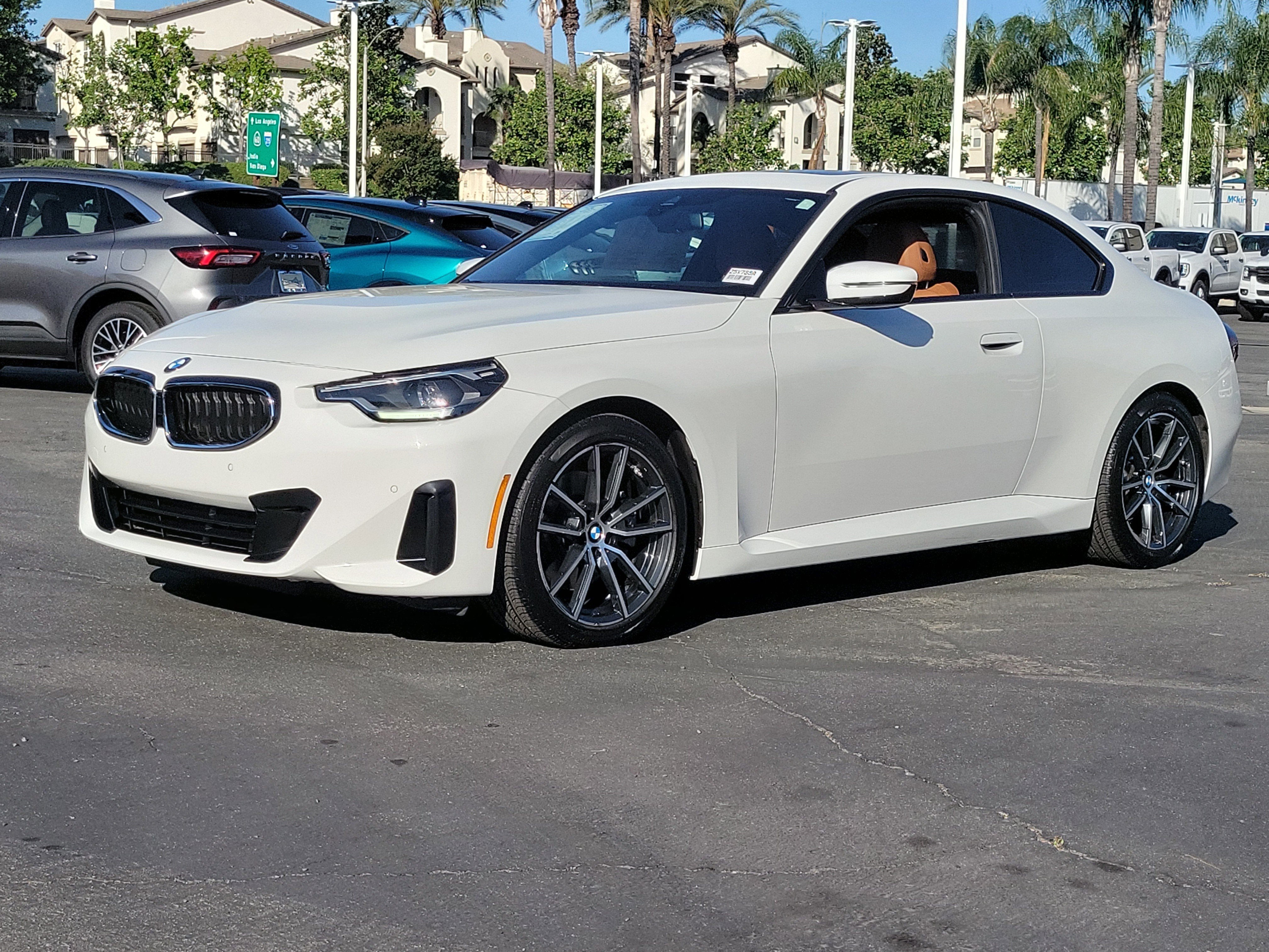 Used 2023 BMW 230i Coupe w/ Convenience Package image 15