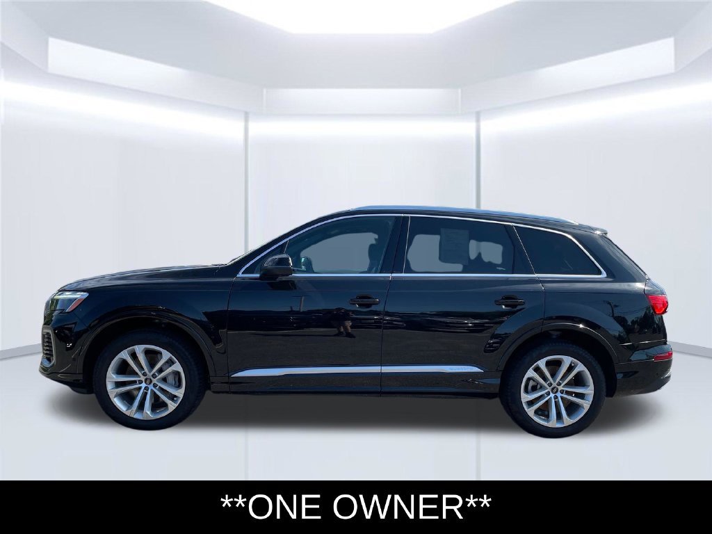 Used 2025 Audi Q7 2.0T Premium w/ Convenience Package AWD/4WD image 3