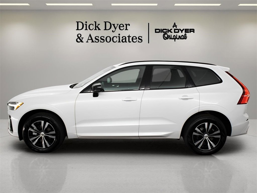 Certified 2025 Volvo XC60 B5 Core w/ Protection Package Premier image 35