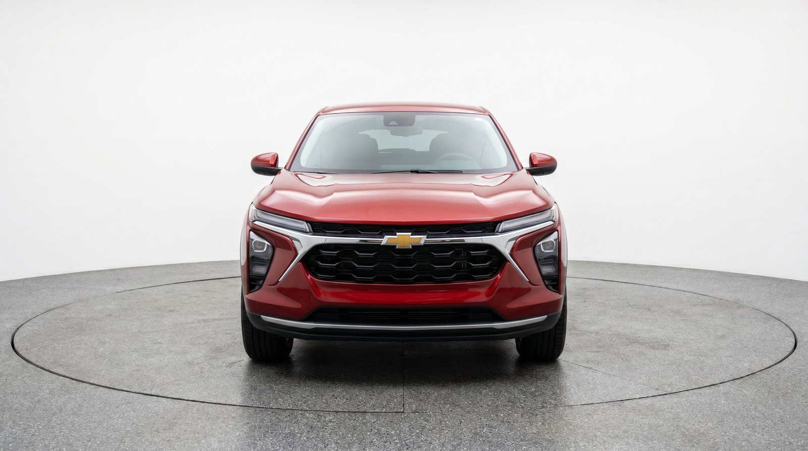 Used 2025 Chevrolet Trax LT FWD image 2