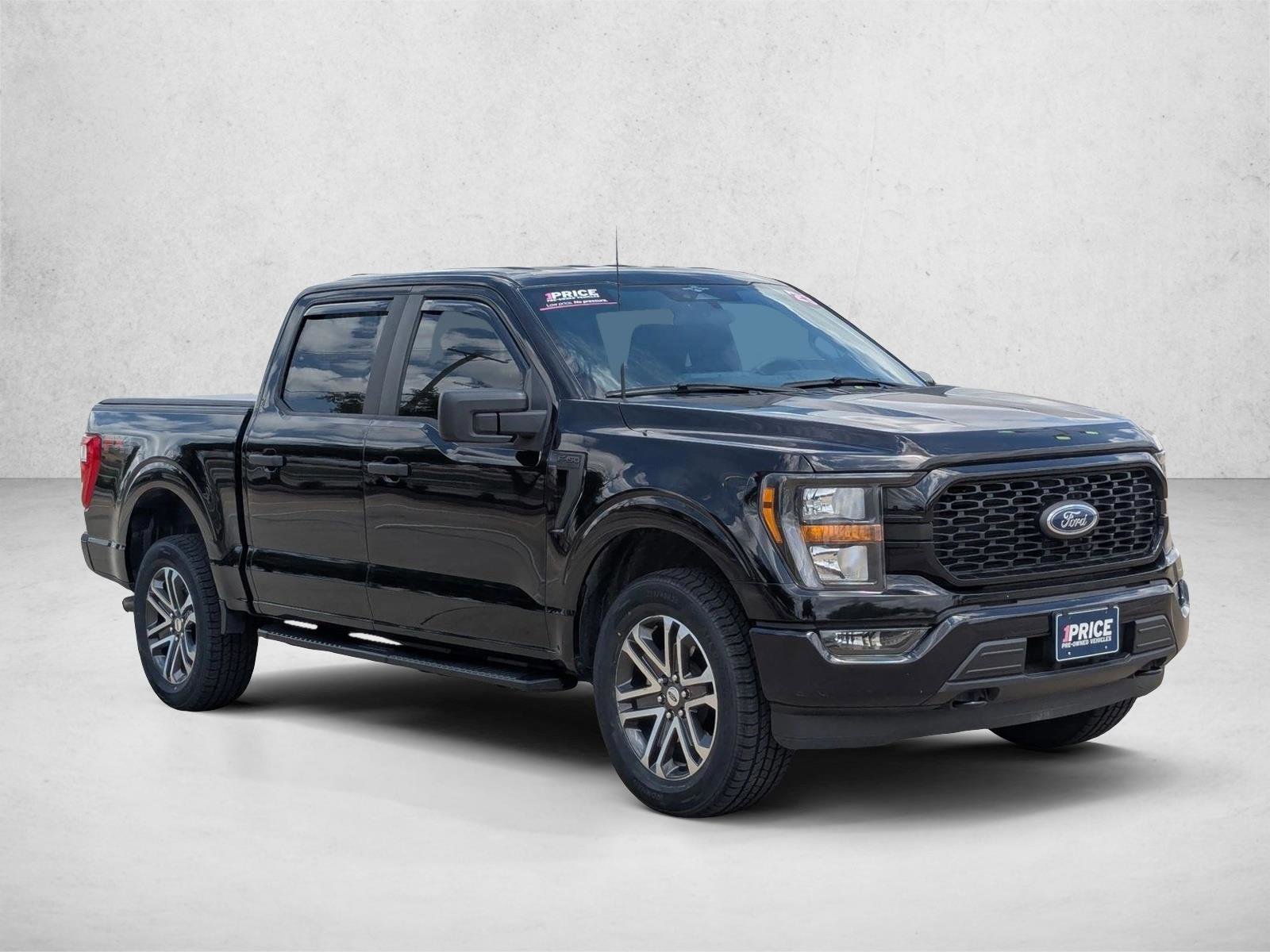 Used 2023 Ford F150 XL w/ STX Appearance Package AWD/4WD video 3