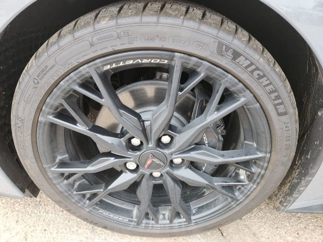 Used 2024 Chevrolet Corvette Stingray Preferred Cpe w/ Stealth Interior Trim Package image 29