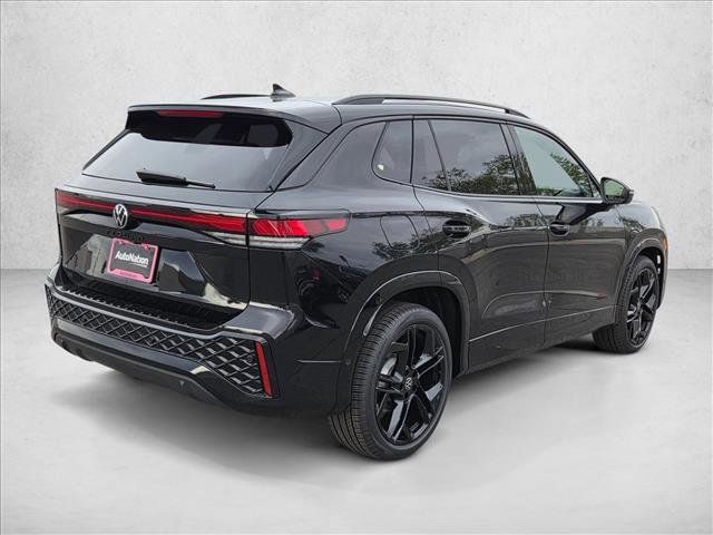 New 2026 Volkswagen Tiguan SE R-Line image 2