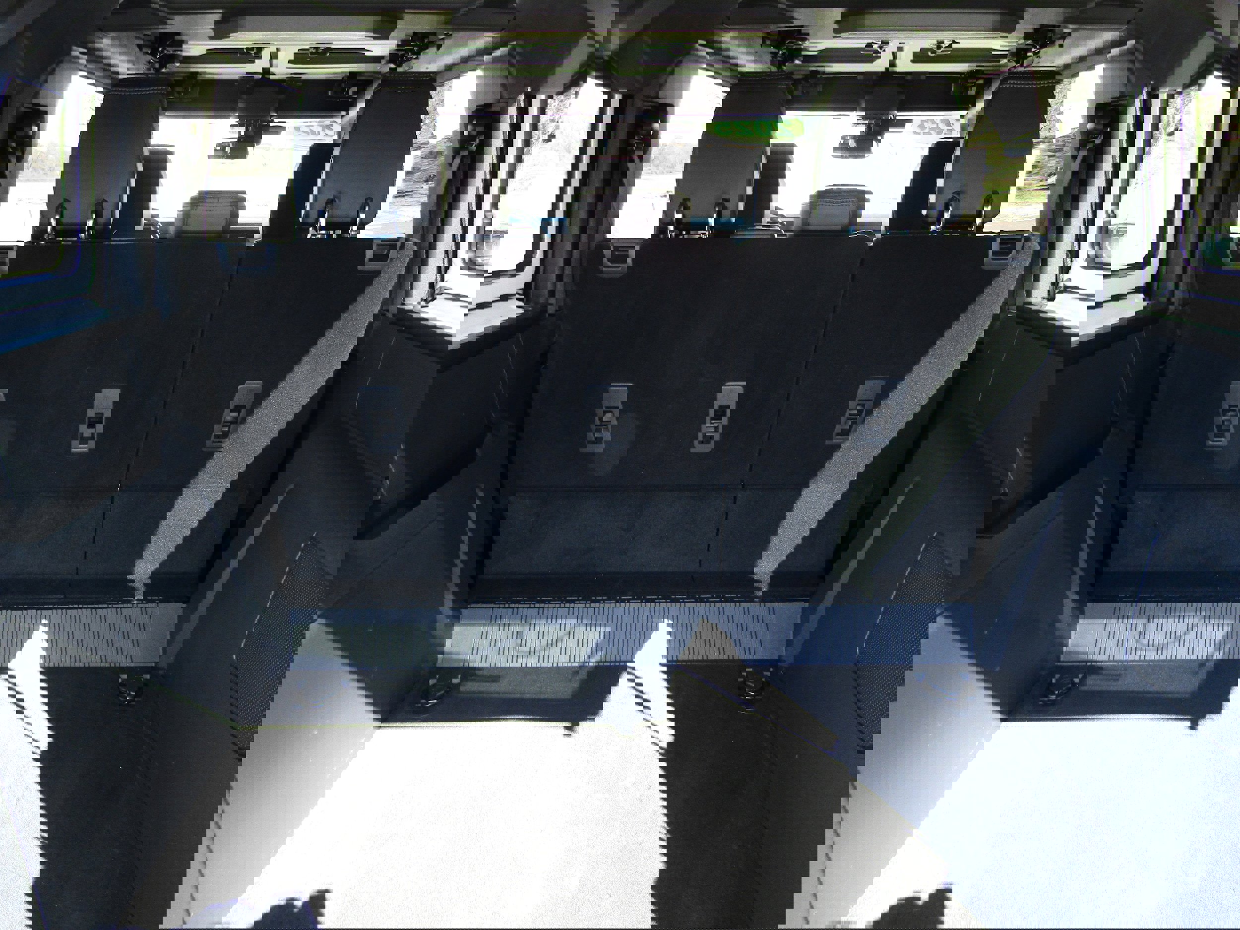 Used 2025 Ford Bronco Badlands image 15