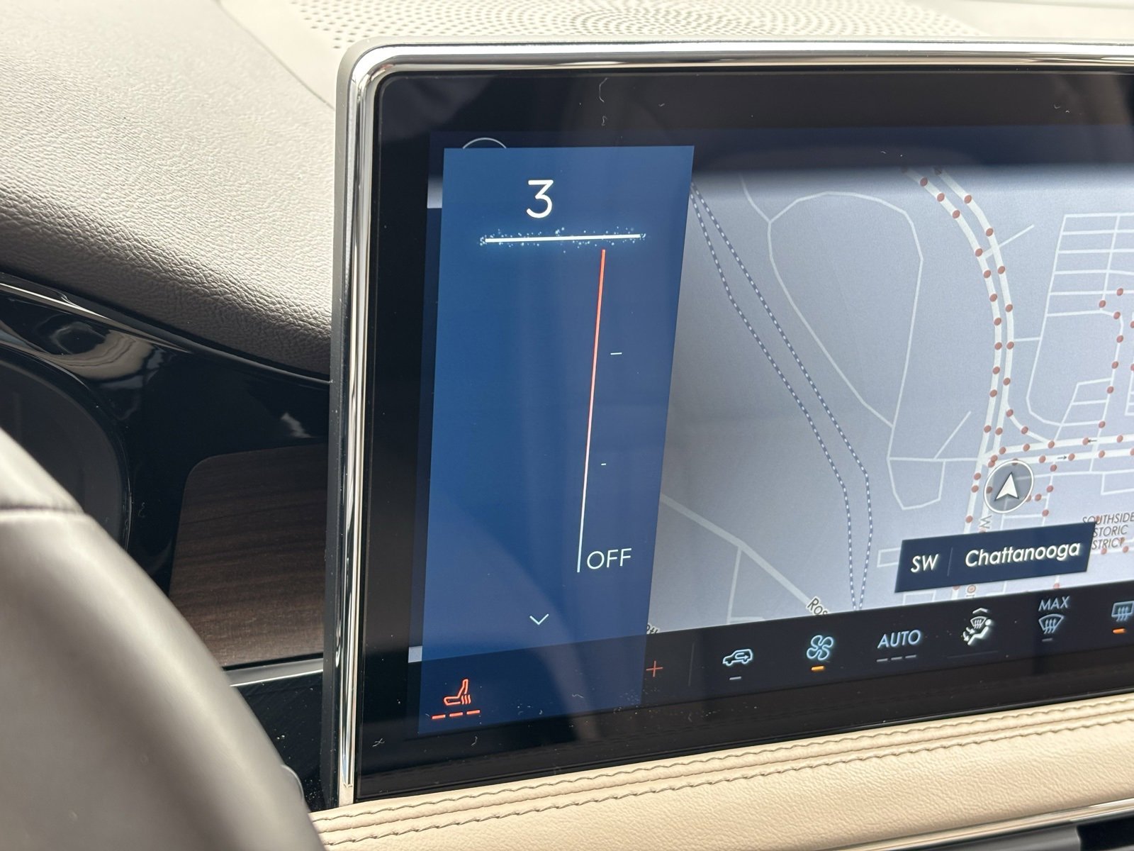 Used 2024 Lincoln Corsair Reserve image 4