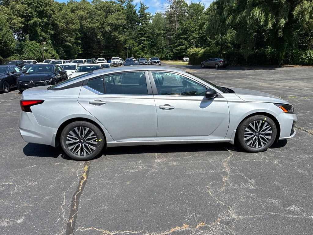 New 2026 Nissan Altima 2.5 SV FWD image 8