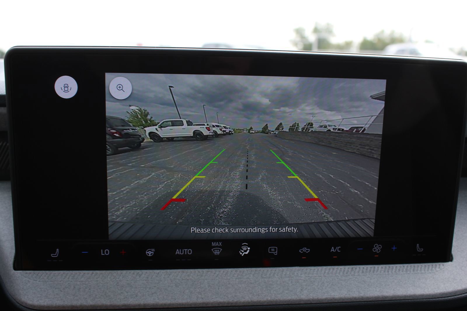 New 2025 Ford Maverick XLT w/ XLT Luxury Package image 32