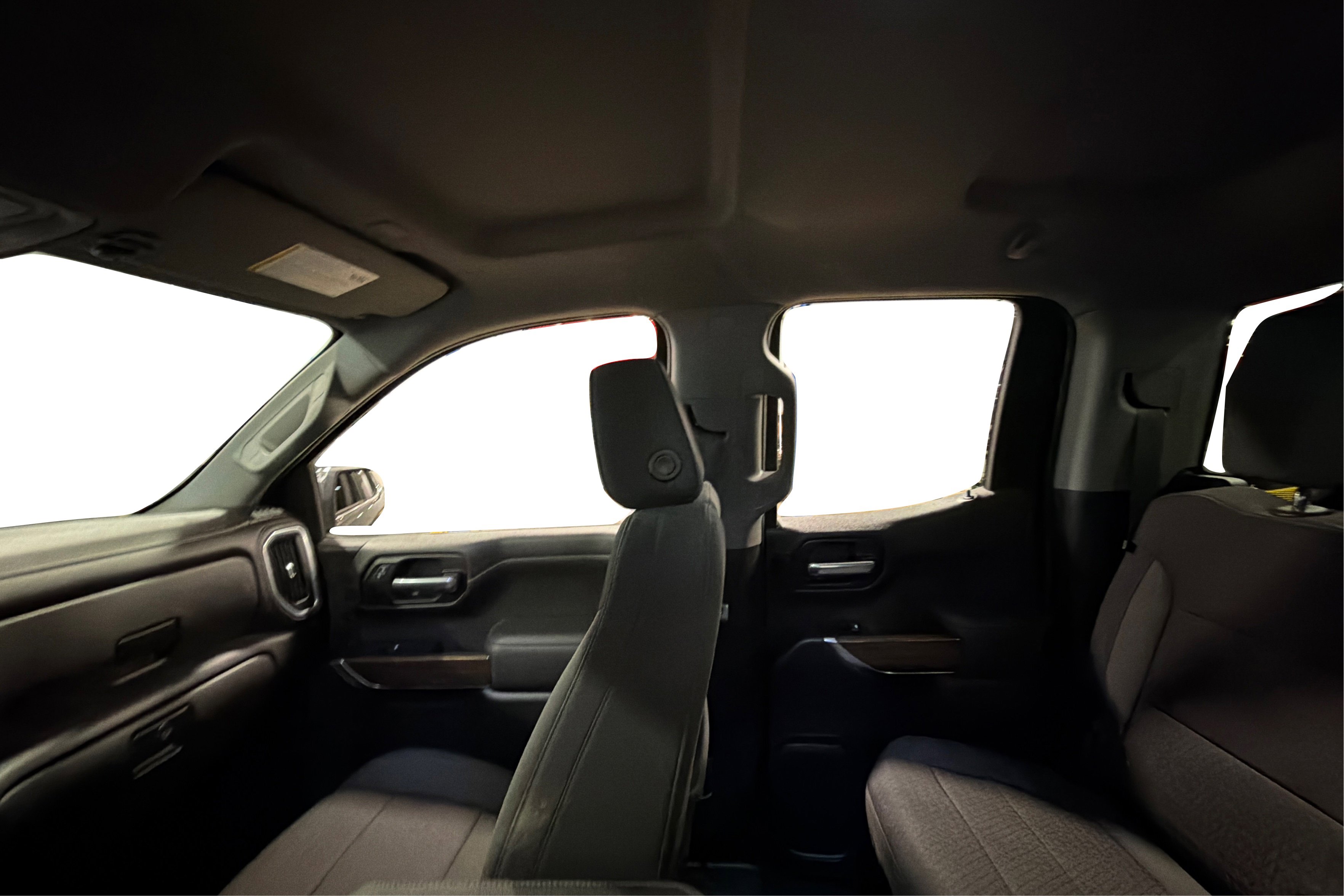 Used 2022 GMC Sierra 1500 SLE w/ X31 Off-Road Package AWD/4WD image 39