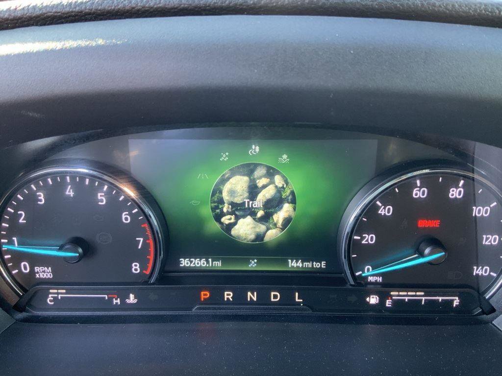 Used 2022 Ford Explorer XLT image 53