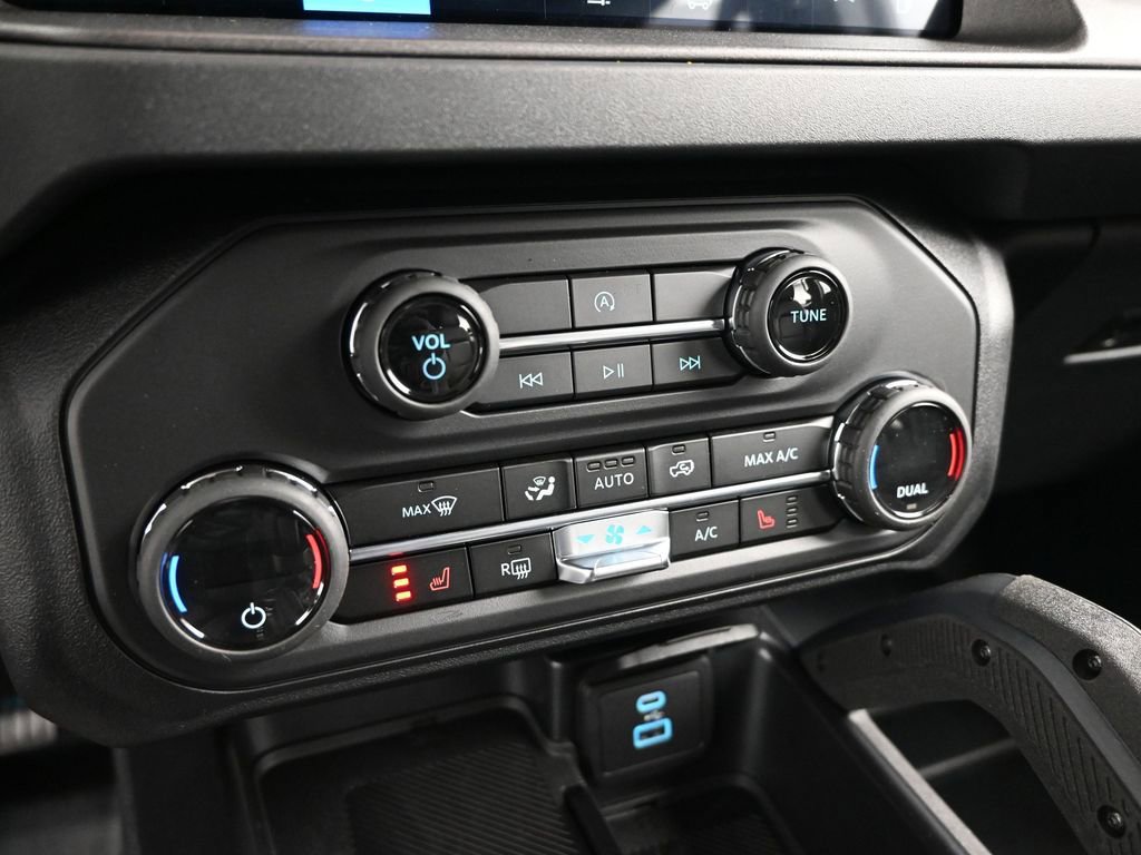 New 2025 Ford Bronco Big Bend w/ Black Diamond Package image 22