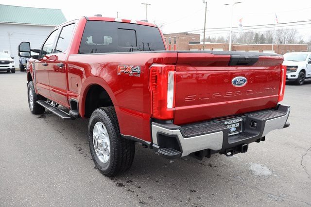 New 2026 Ford F350 XLT w/ FX4 Off-Road Package AWD/4WD image 14