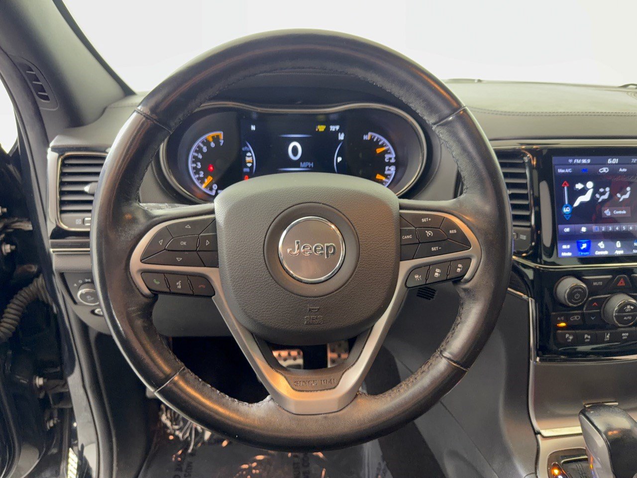 Used 2020 Jeep Grand Cherokee High Altitude AWD/4WD image 10