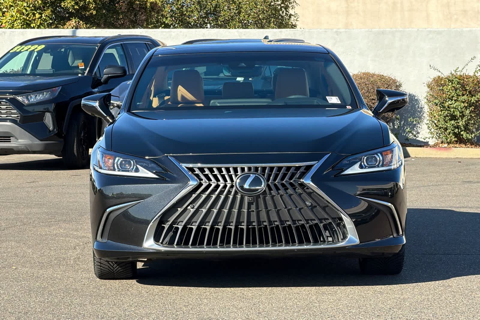 Used 2024 Lexus ES 350 w/ Accessory Package (Z2) FWD image 10