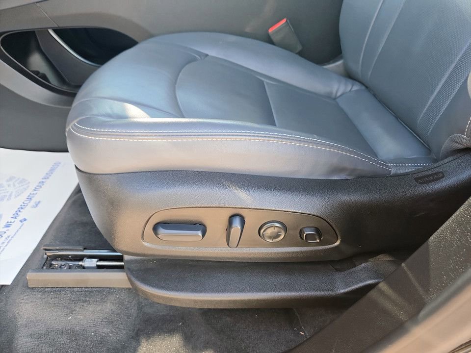 Used 2024 Buick Enclave Premium image 30