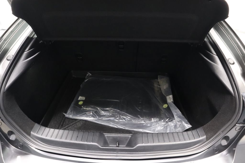 Used 2024 MAZDA MAZDA3 s image 18