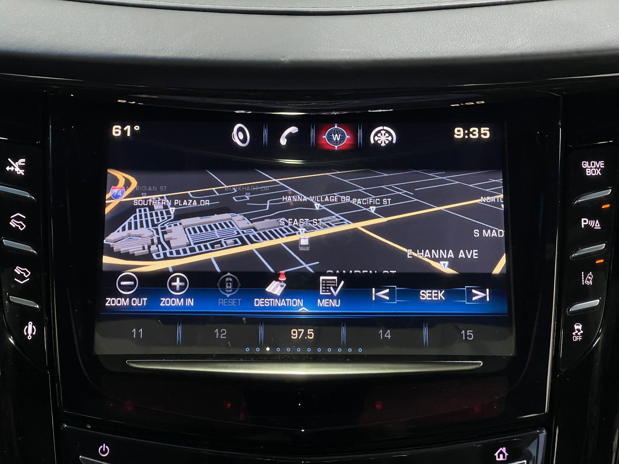 Used 2015 Cadillac Escalade ESV Platinum image 10