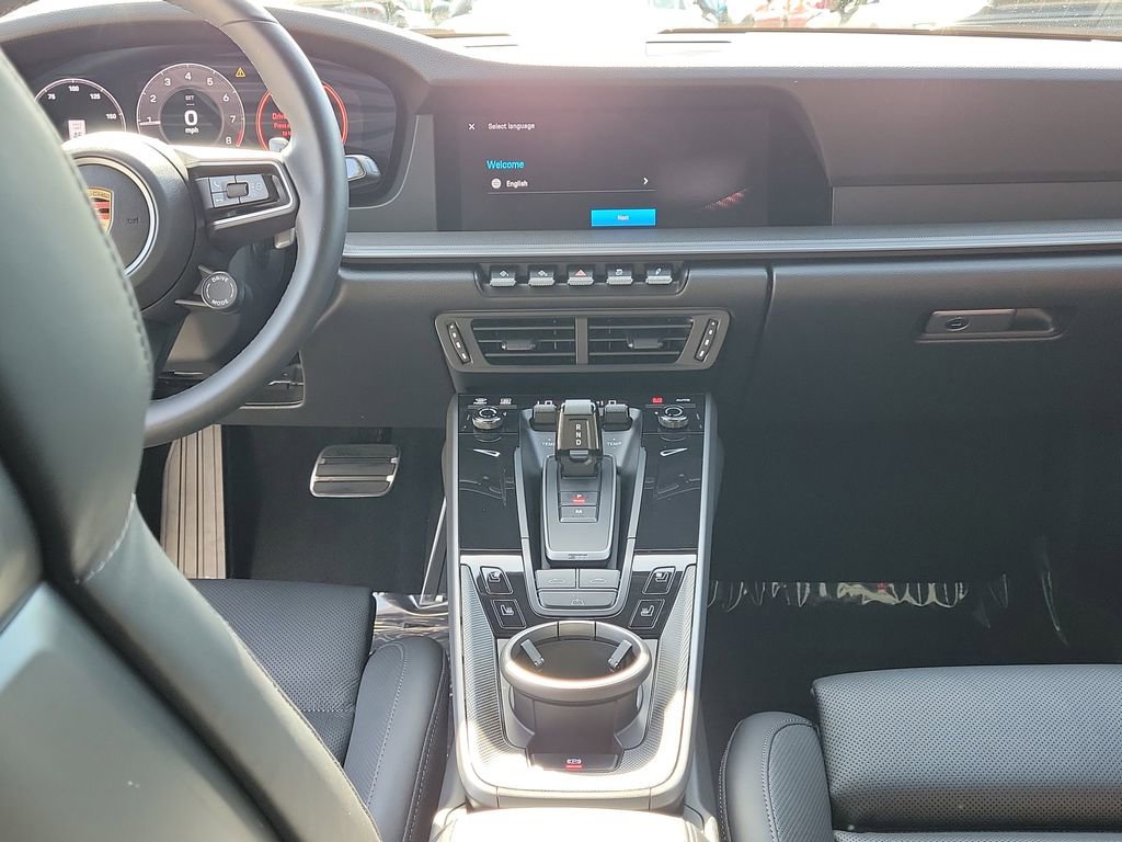 Certified 2025 Porsche 911 Carrera RWD image 21