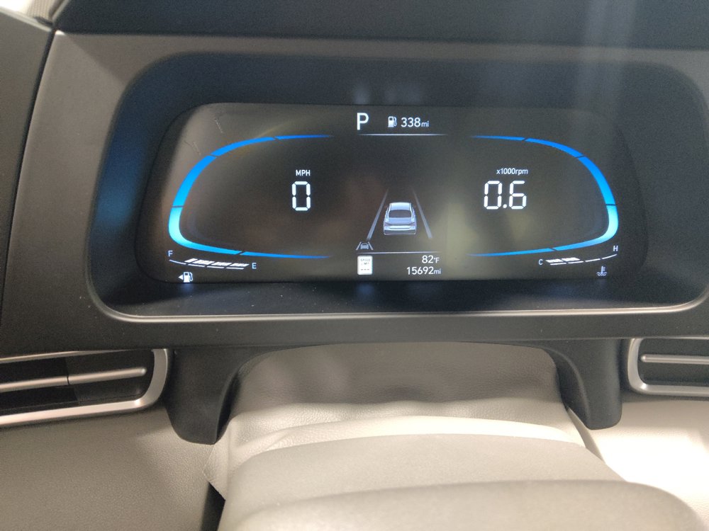 Used 2025 Hyundai Elantra Sport FWD image 23