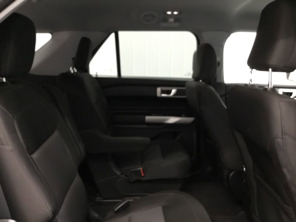 Used 2022 Ford Explorer XLT image 20