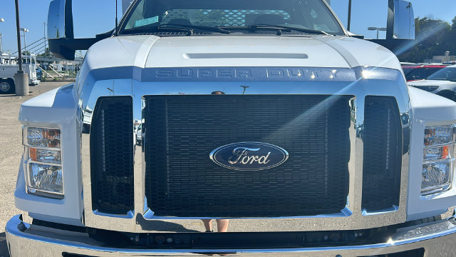 New 2027 Ford F750 2WD Regular Cab Super Duty image 8