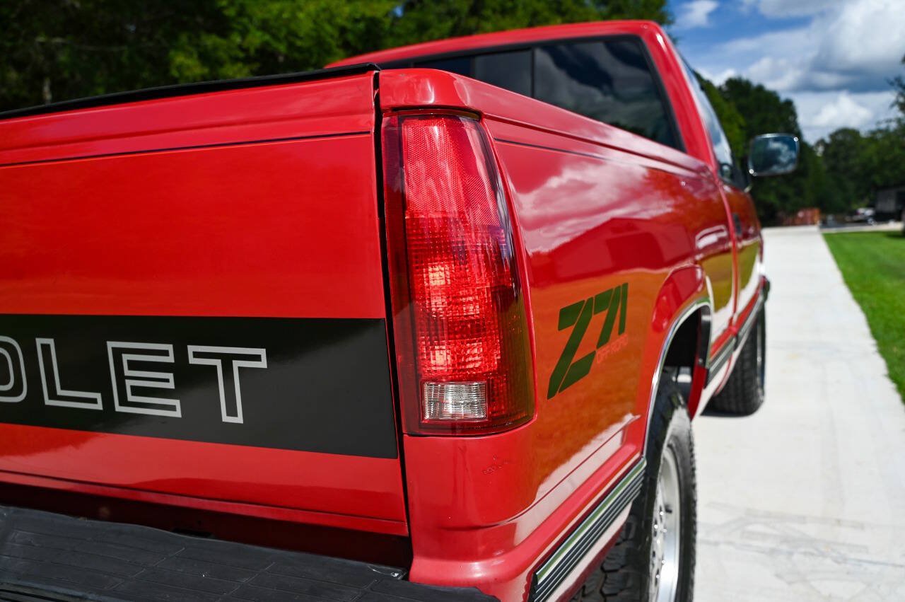 Used 1989 Chevrolet Silverado 1500 4x4 Regular Cab image 24