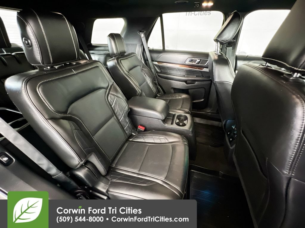 Used 2018 Ford Explorer Platinum AWD/4WD image 17