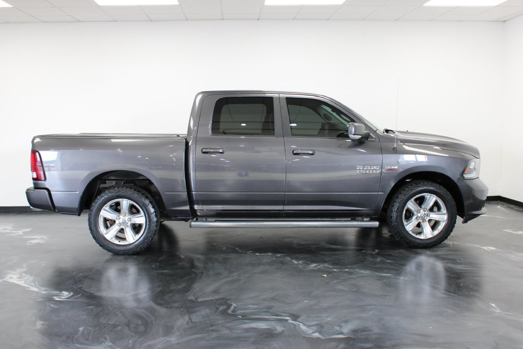 Used 2016 RAM 1500 Sport AWD/4WD image 25